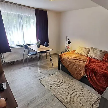 Chez Phil