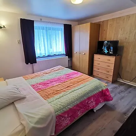 Отель Chez Phil
